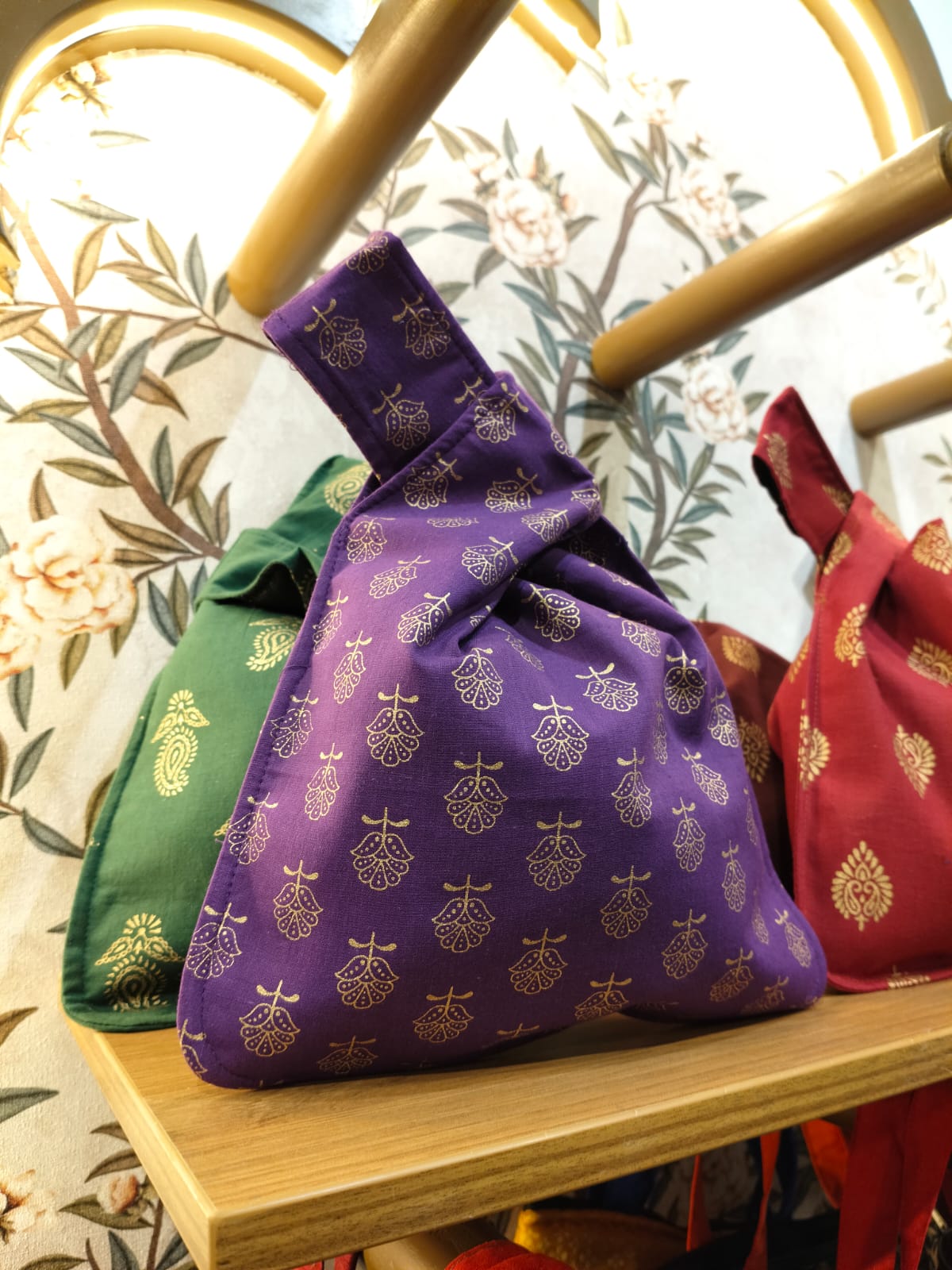 Pouches & Shopping Bags