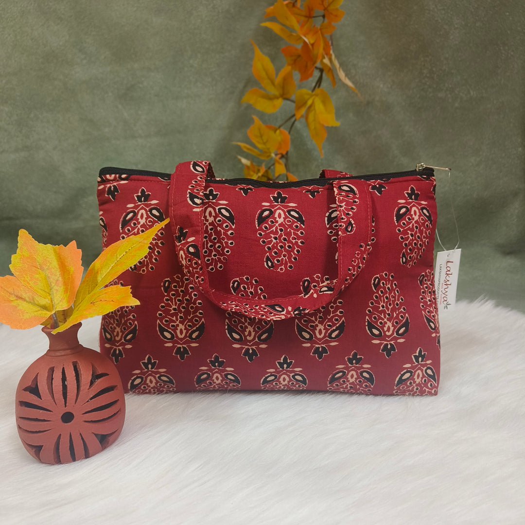 Bristlefront everyday handy maroon with floral print