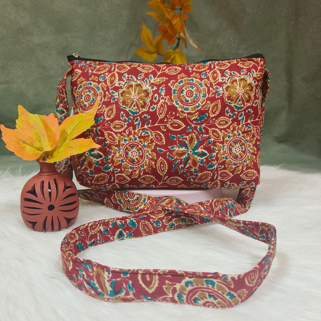Bristlefront Everyday sling maroon with mixed priint