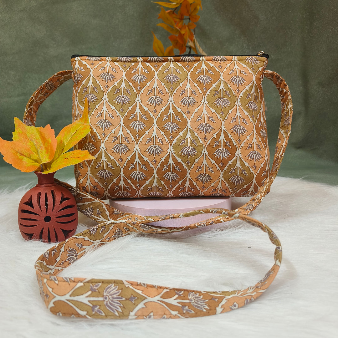 Bristlefront Everyday sling yellow flower print
