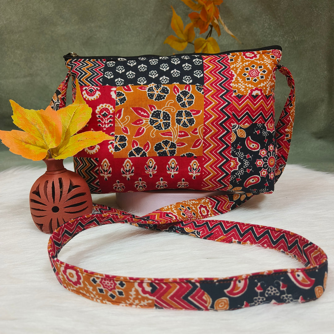 Bristlefront Everyday sling red with geometry print