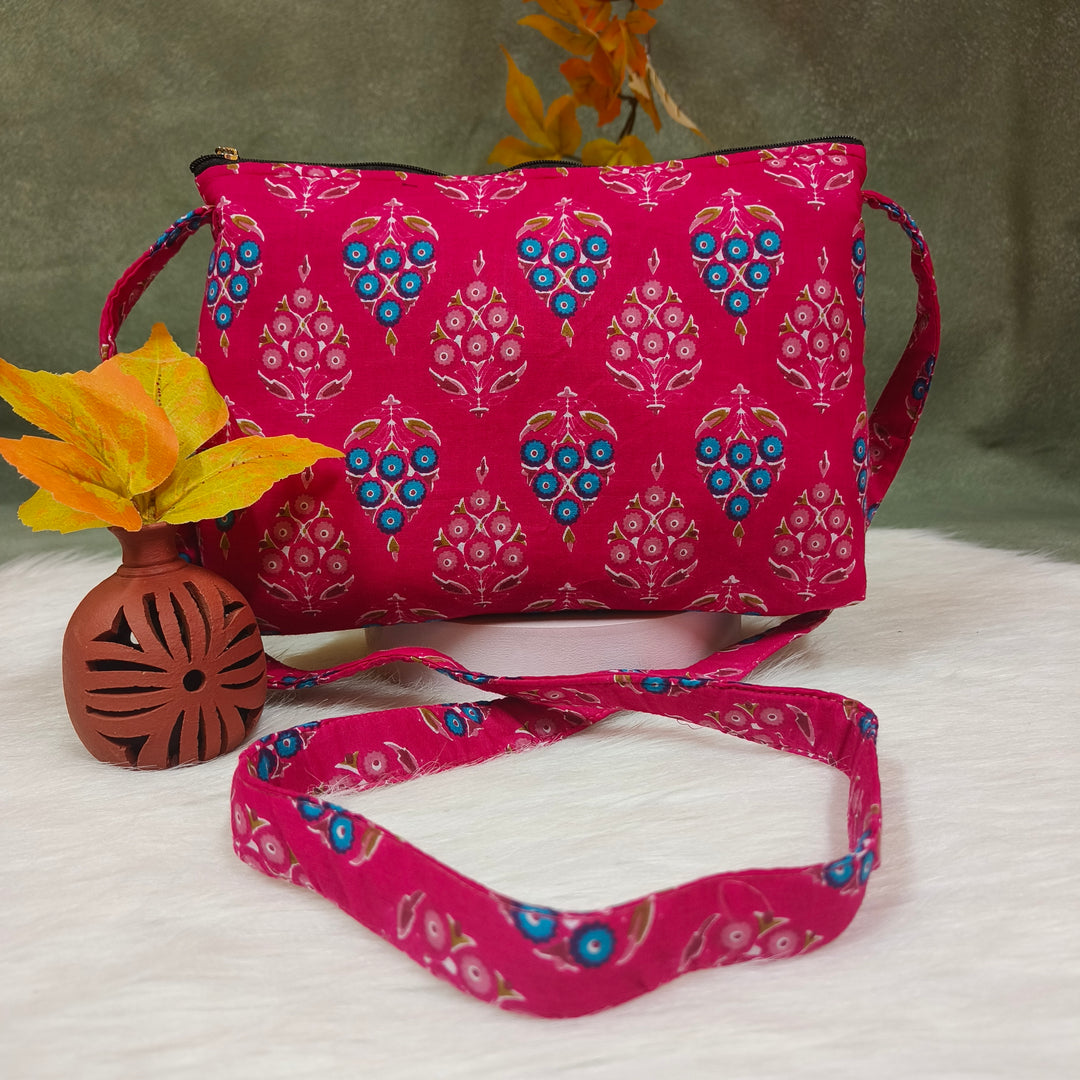 Bristlefront Everyday sling rose with blue dot print