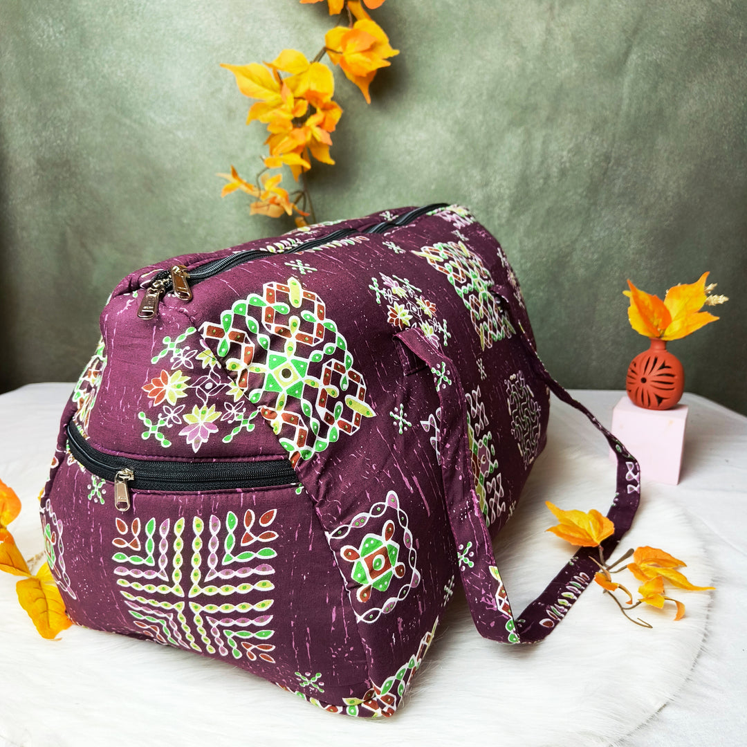 Weekender Travel Bag Dark violet with Rangoli pattern