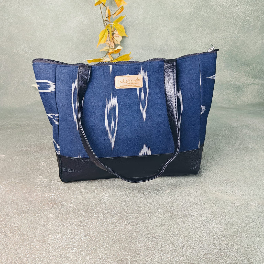 Sarus Crane Series Jumbo Tote Blue with White Round Graphic Prints Design