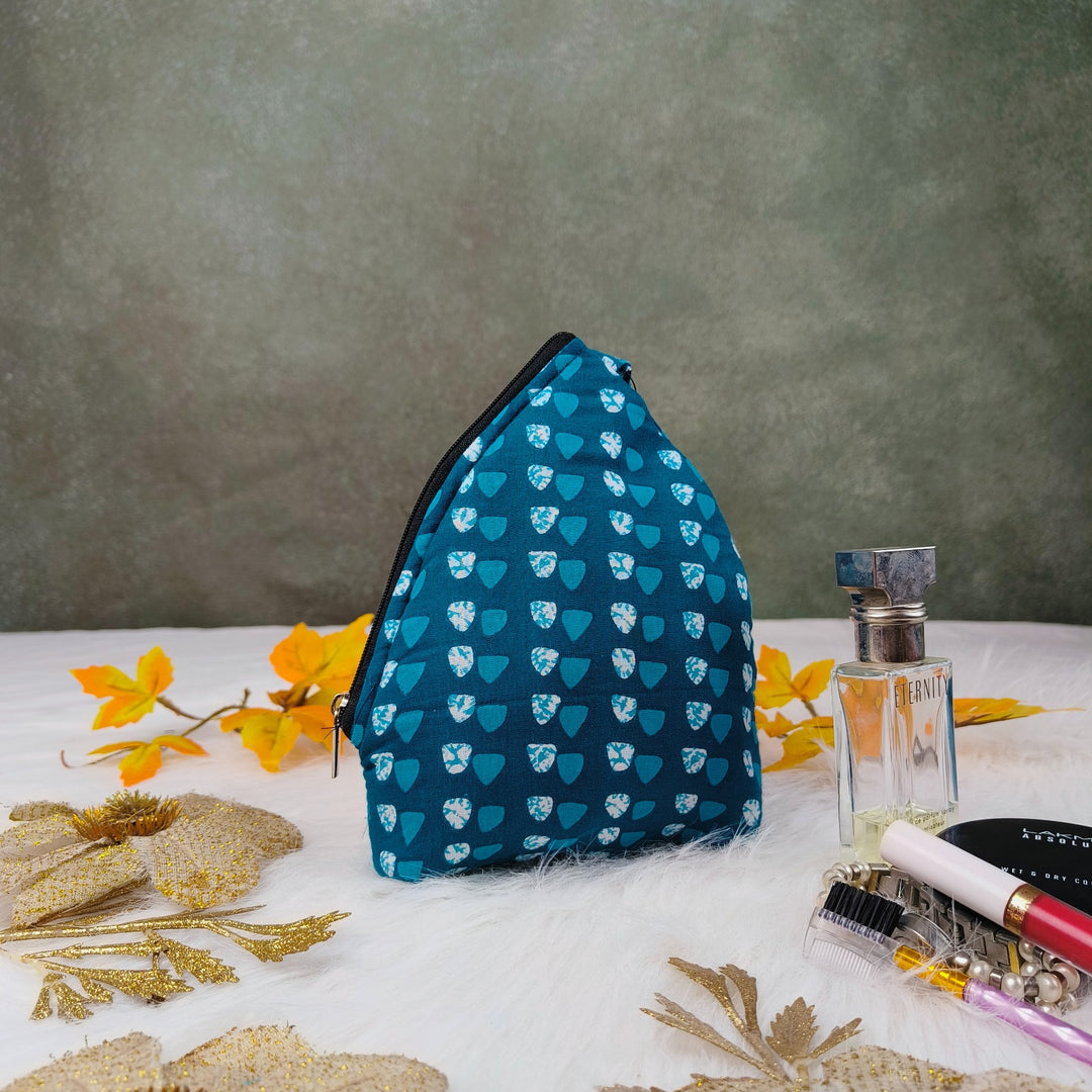 Weavers Nest Pouch Small Blue with White Ditsy Prints Design