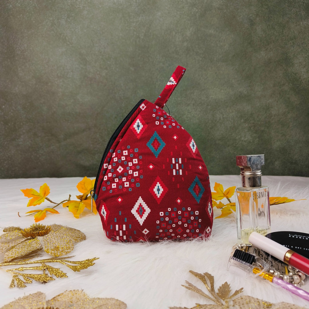 Weavers Nest Pouch Small Maroon with Graphic Ditsy Prints