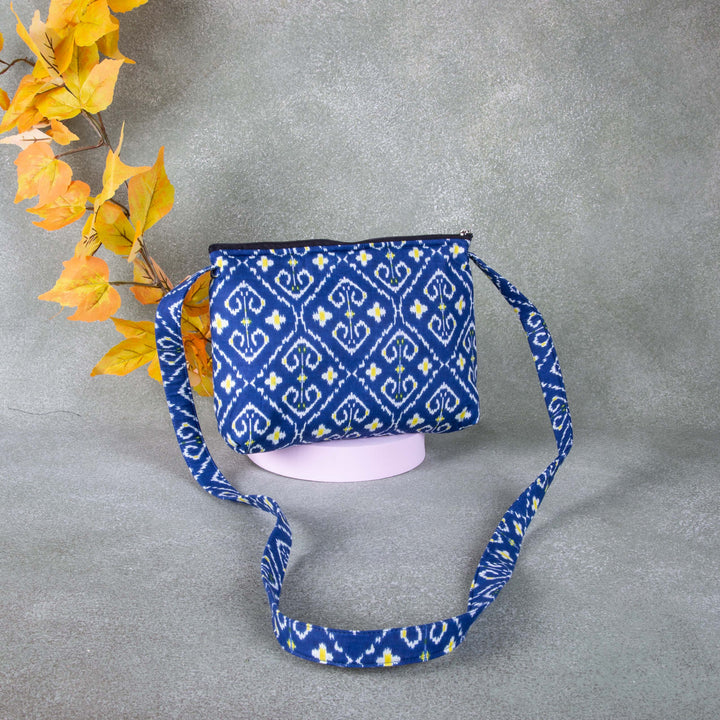 Bristlefront Everday sling Blue with yellow flower Design