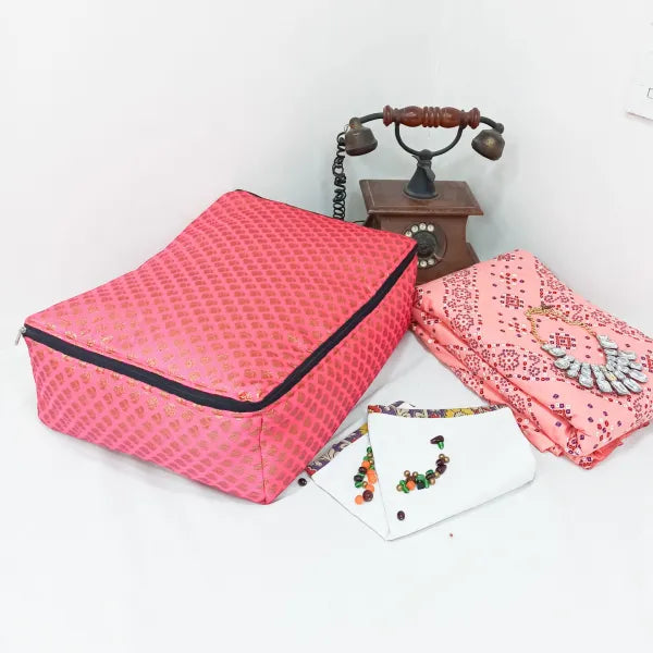 Saree Storage Bags Pink Colour with Small Leaf Design.