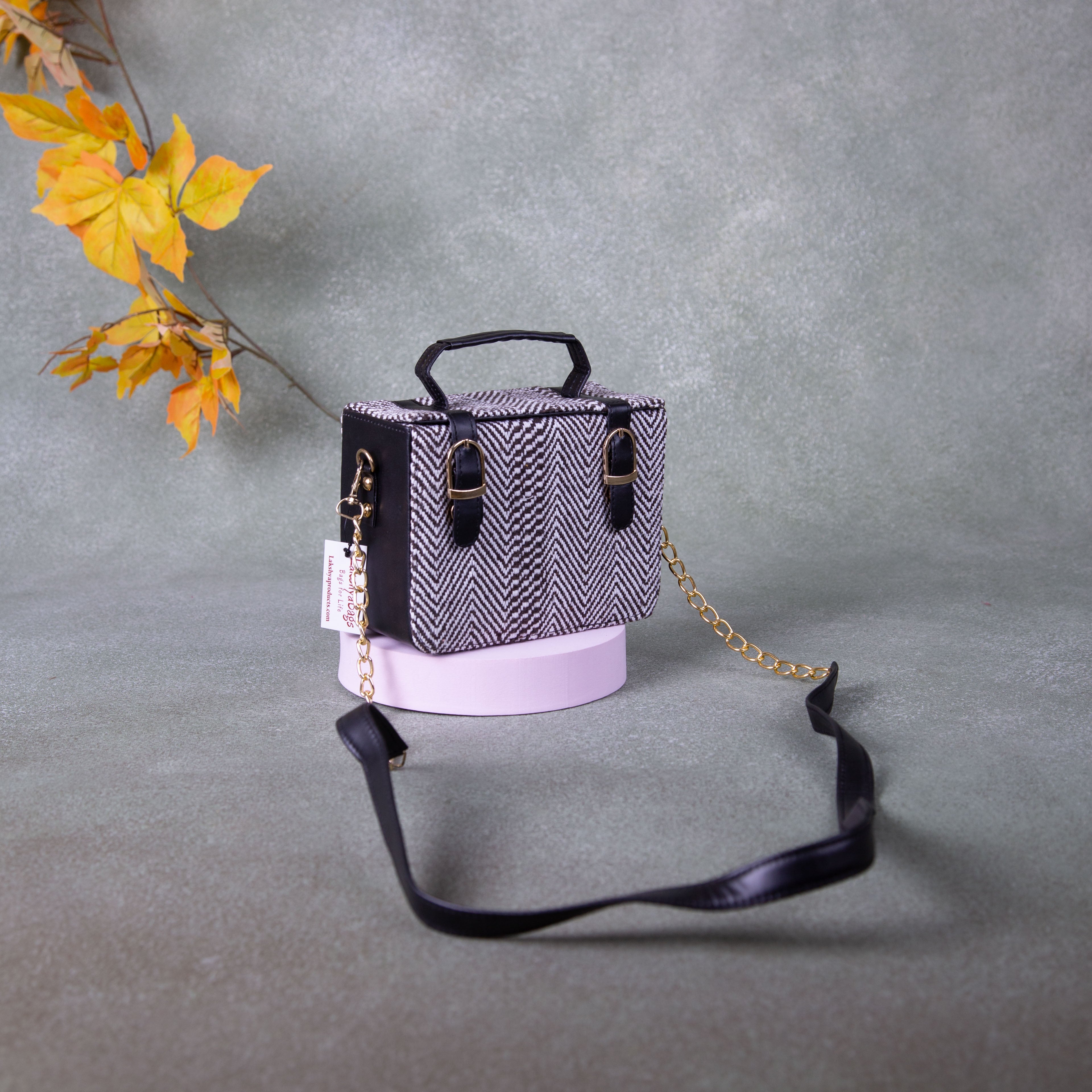 Designer Quilted Card Holder Wallet Mini Channel Bag With Top Handle  Alphabet Bracelet Handbag Flap Bagss Lambskin Clutch Crossbody Purse Black  Cross Shoulder Bag From Asisbag, $62.68 | DHgate.Com