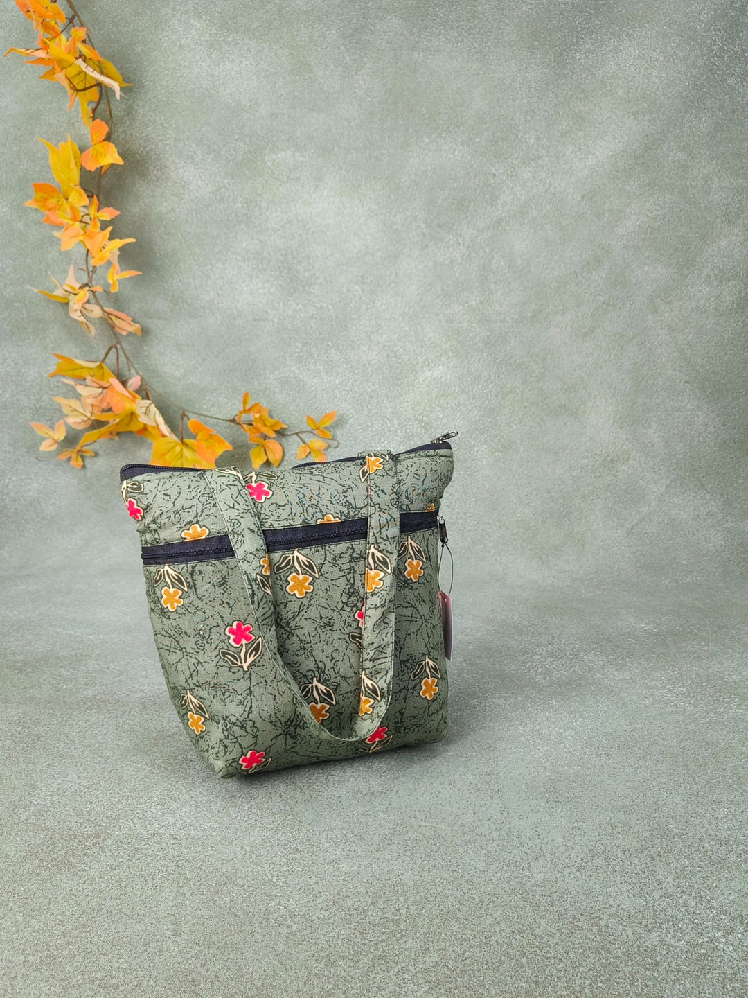 Small Handbag Baggy Green Floral Prints Design