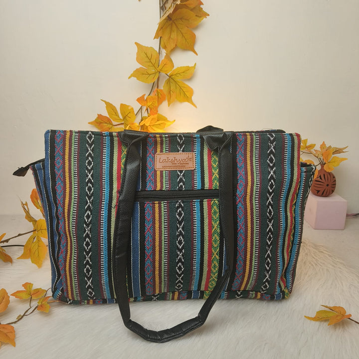 Chic Laptop Totes Bottle Green Prints