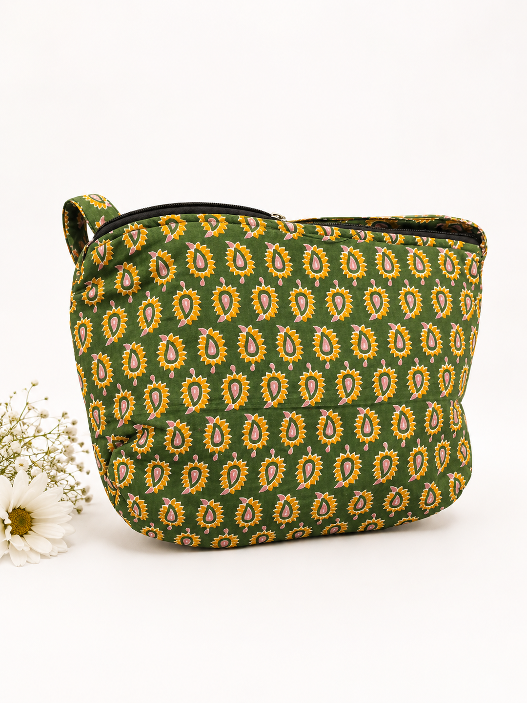 Bristlefront Everyday light green with leaf print