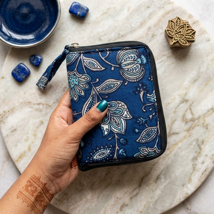 Smart Wallet Small Single Pc- Indigo Floral Print