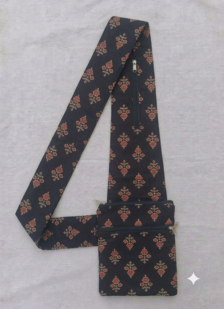 Pilgrim Bag - black Jaipuri