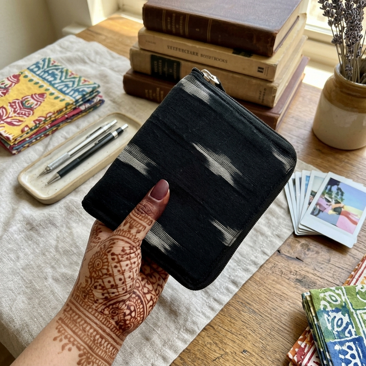 Mini wallet  with card holder Black with white strip print