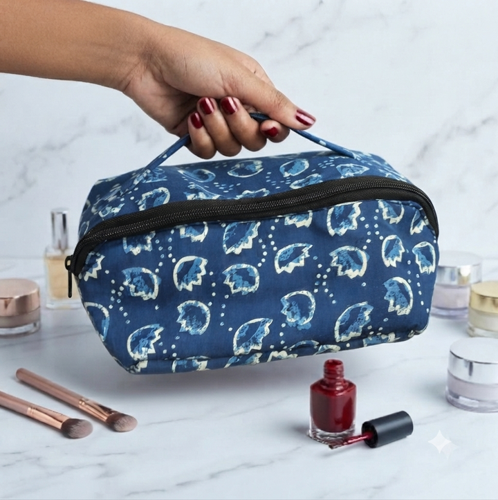 TABLE TOP VANITY - blue with bud print