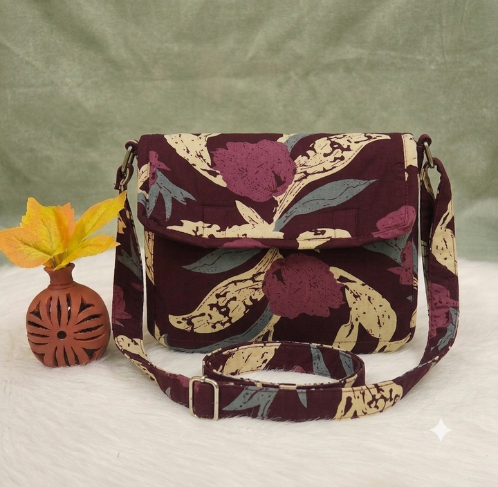 Multizipper Sling 4 Zips - Maroon & Cream Floral Block-Print