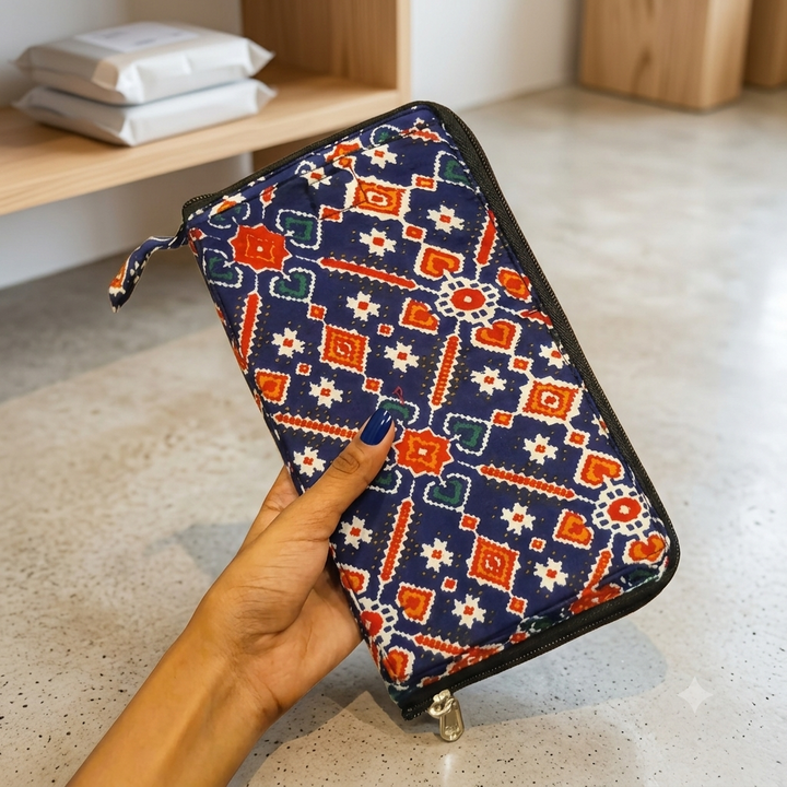 SMART WALLET BIG - blue bandhani print