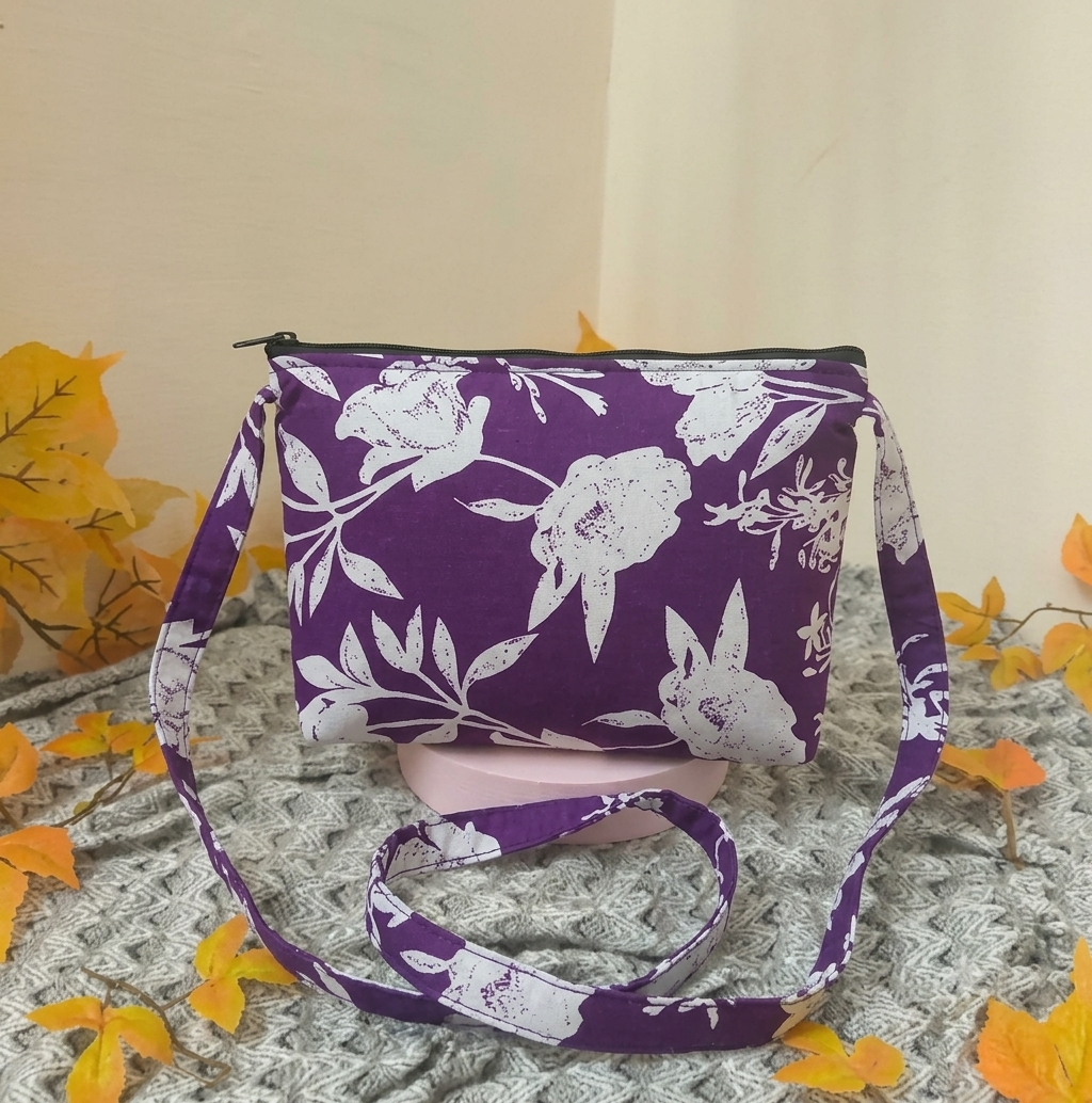 Bristlefront Everyday sling - purple floral/botanical printed