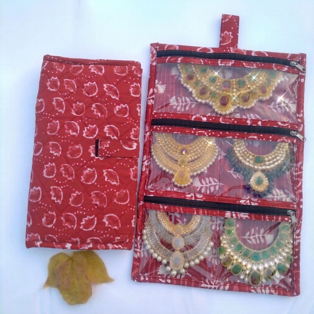 Jewel Pouch - (Necklace) Red bud