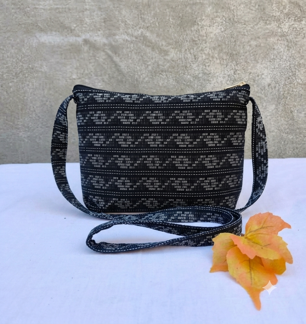Bristlefront Everyday-  Black Geometric Motif