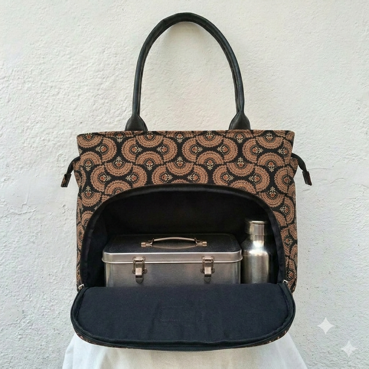 Versatile partition tote black with half circle design