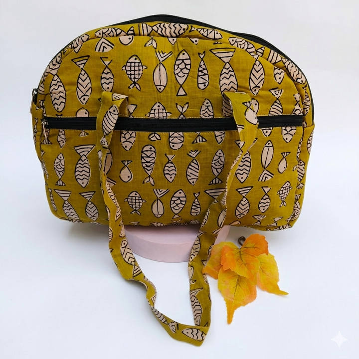 Everyday Tote green with Fish print