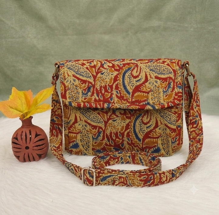 Multizipper Sling 4 Zips - kalamkari printed