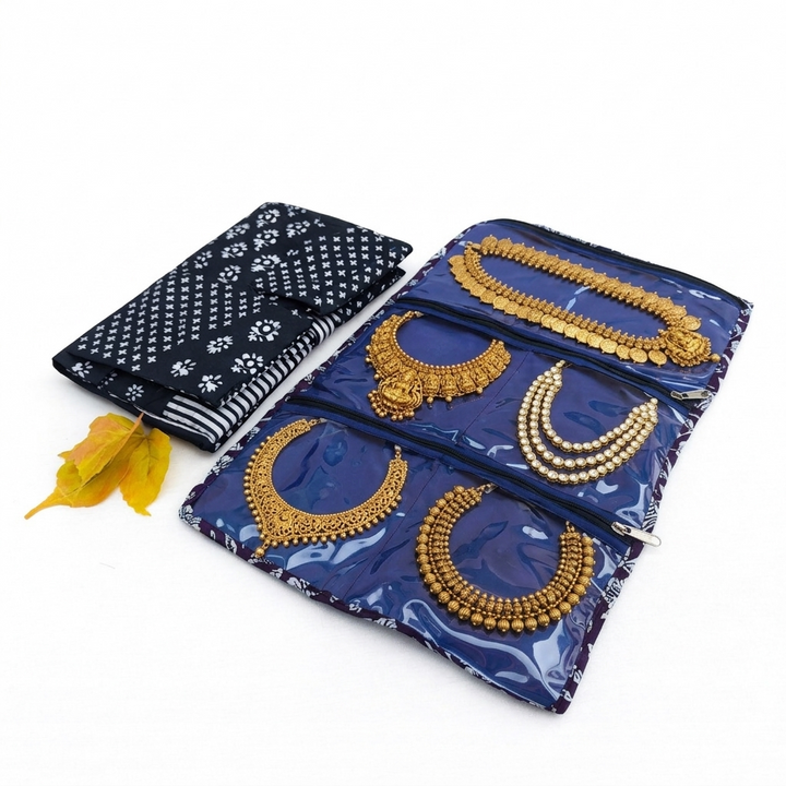 Jewel Pouch - (Necklace) Black with White Flower Print