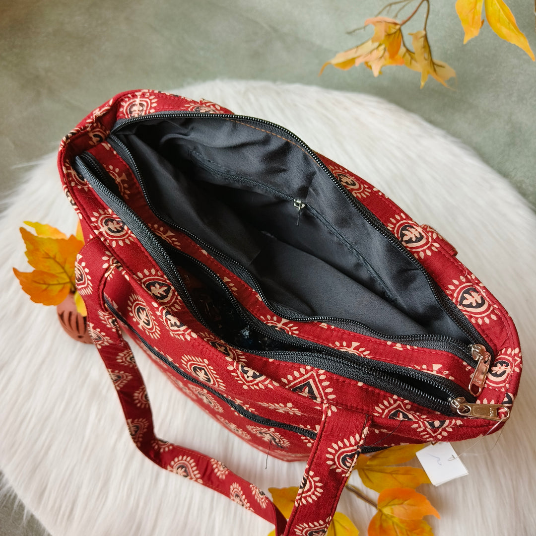 9Am to 5Pm tote bag Red kundan design