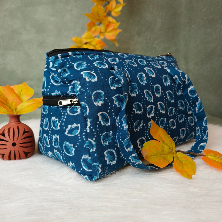 Barrel Handbag blue with white block print