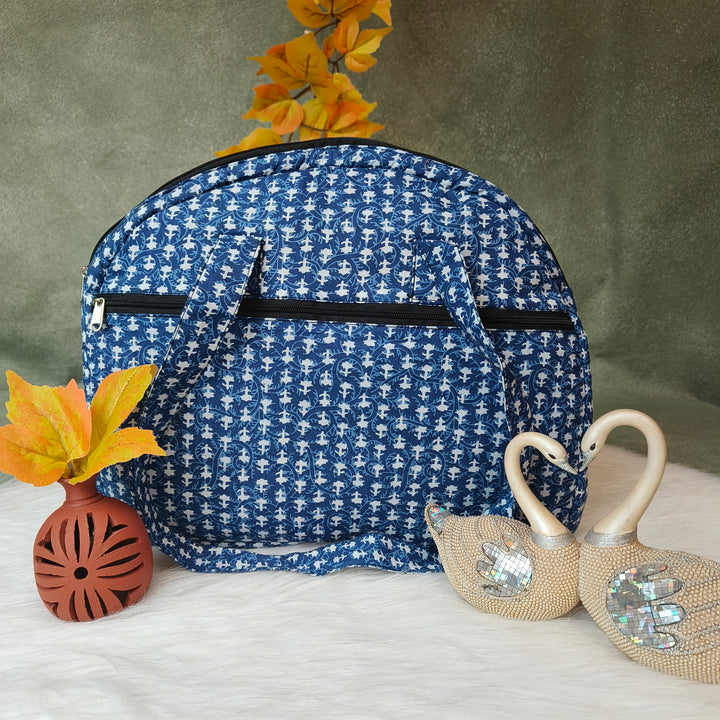 Everyday Tote blue with white print