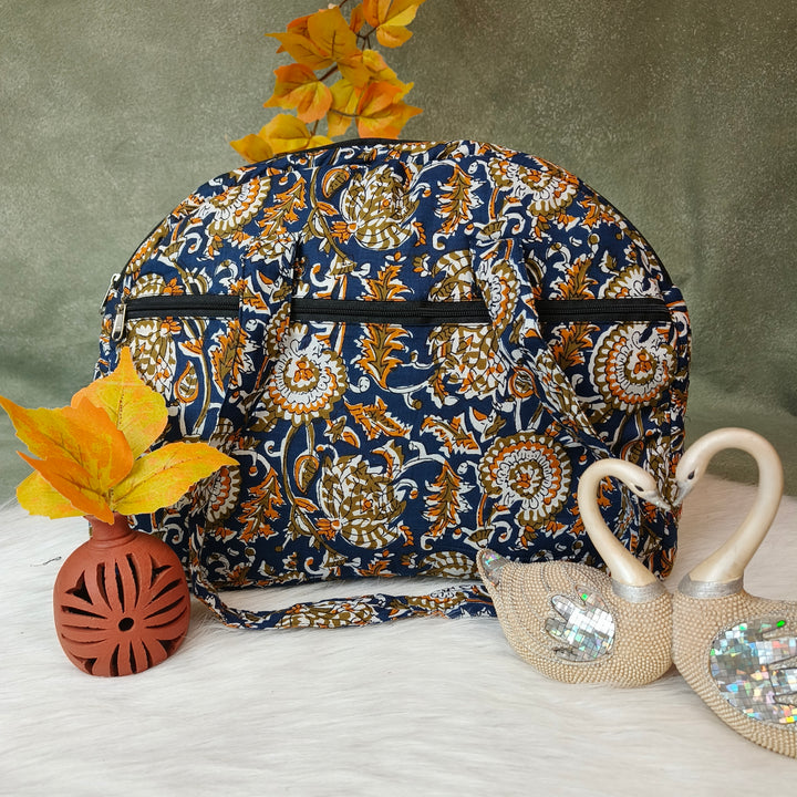 Everyday Tote dark blue with flower print