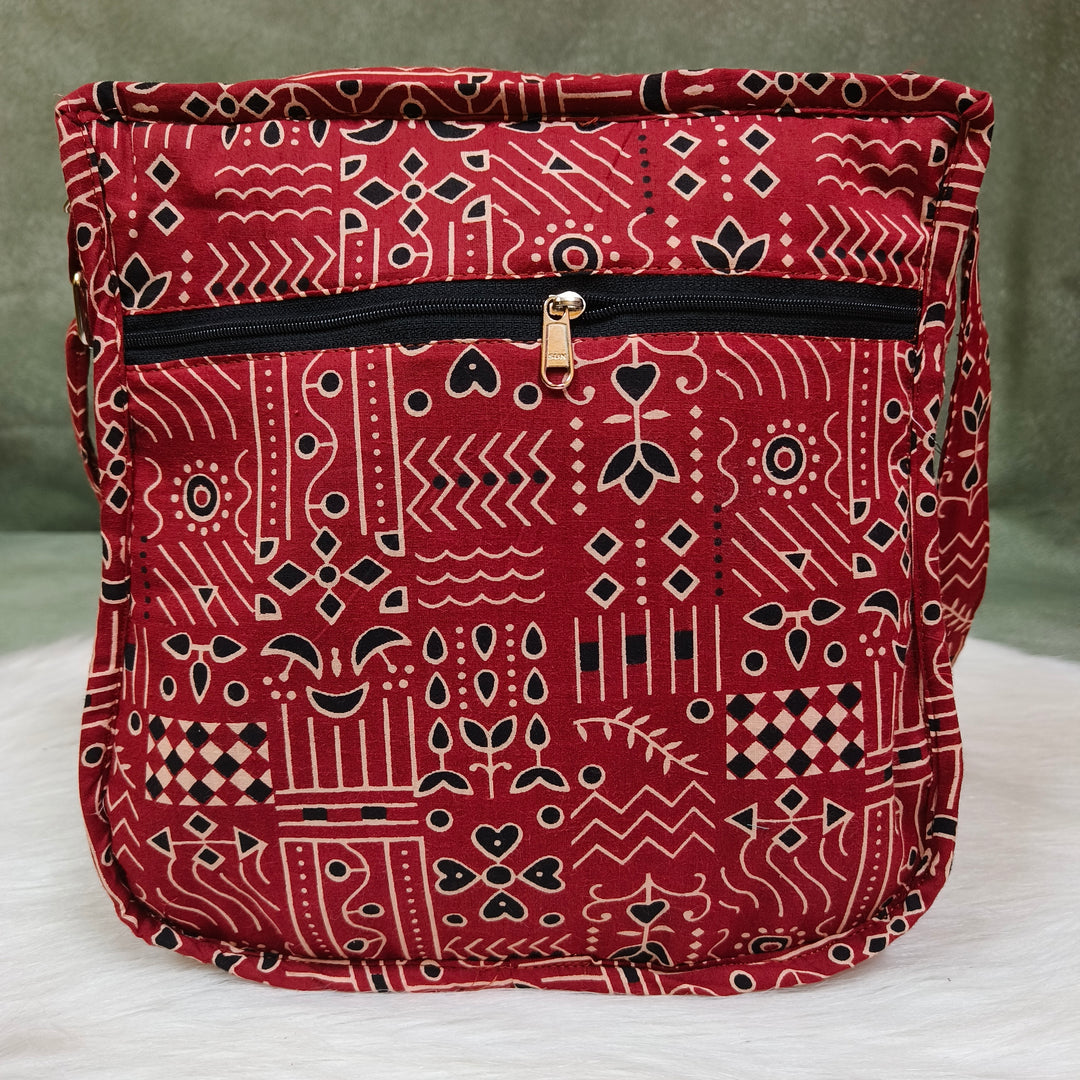 Xtra Sling bag maroon with strip print