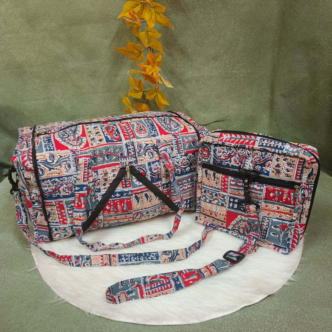 Expandable Travel Bag red with mango print