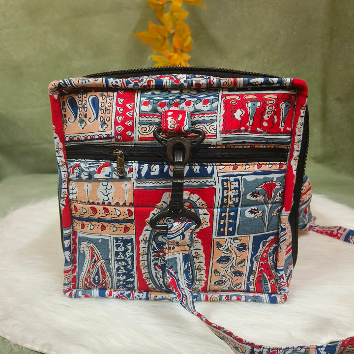 Expandable Travel Bag red with mango print