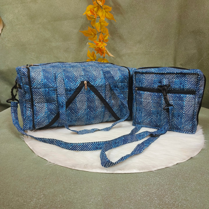 Expandable Travel Bag blue with strip print