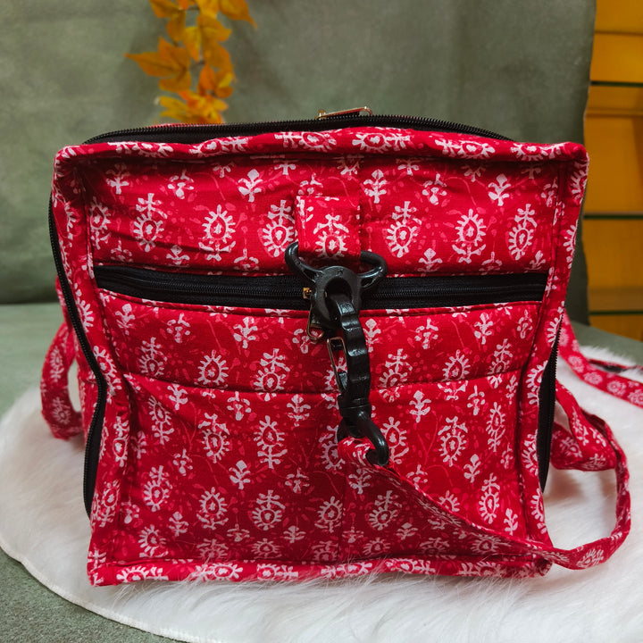 Expandable Travel Bag Red with small leaf print