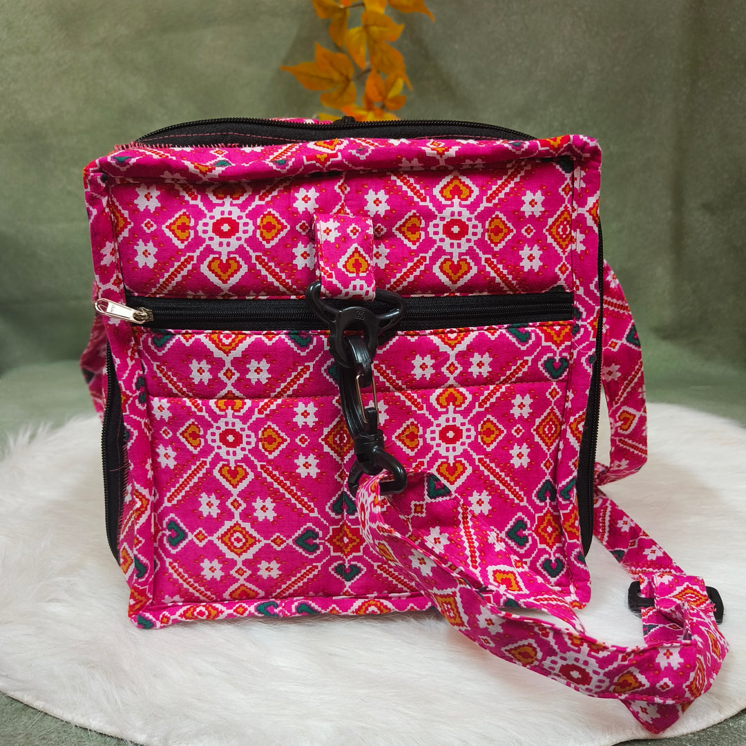 Expandable Travel Bag pink with diamond print