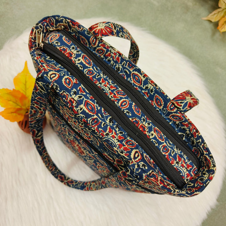 9Am to 5Pm tote blue with red flower print