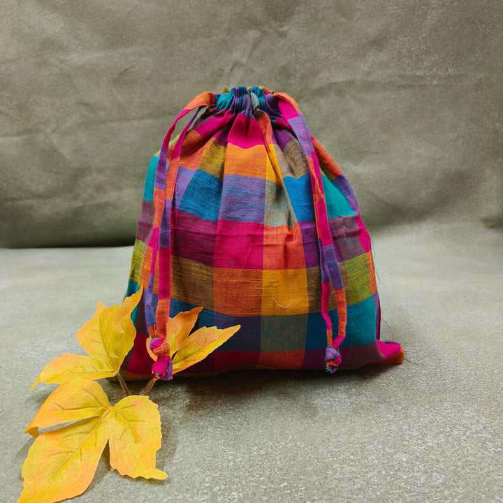Checks Potli- Bundle 12×12