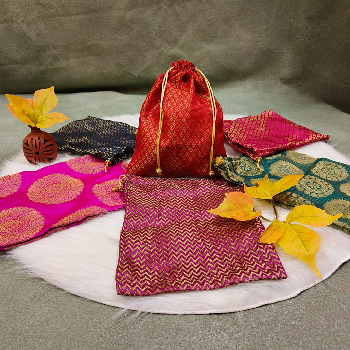 Brocade Potlis