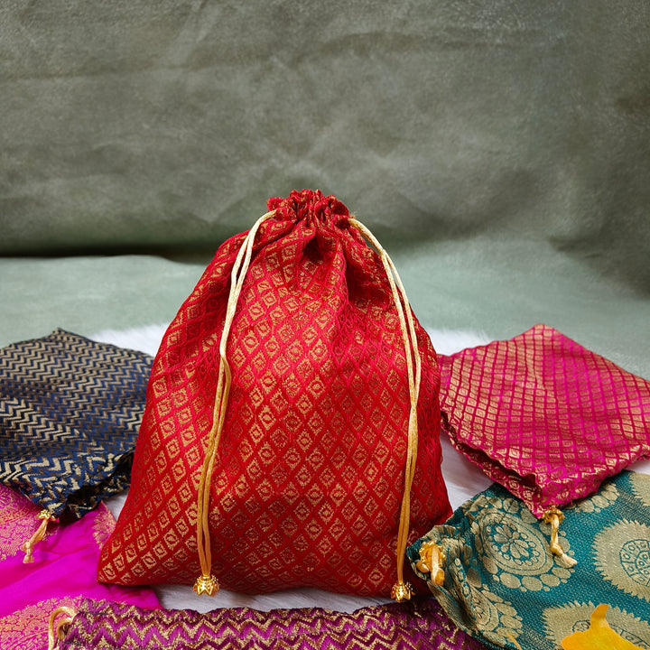 Brocade Potlis