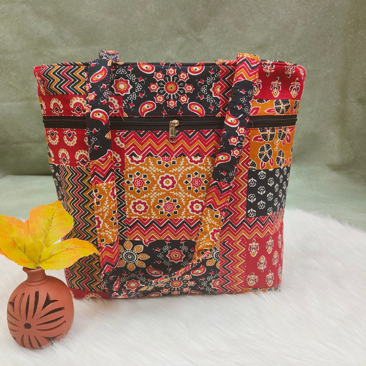 9Am to 5Pm tote Red with mixed print