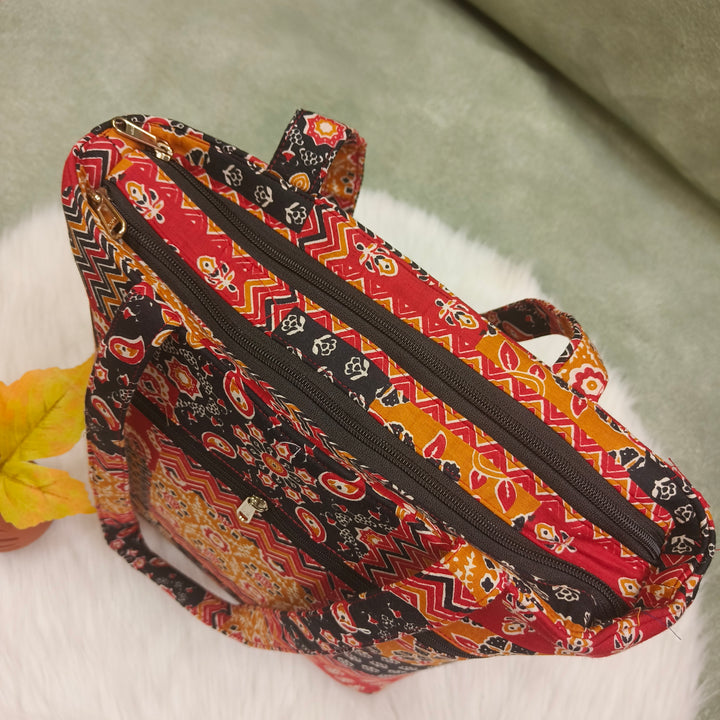 9Am to 5Pm tote Red with mixed print