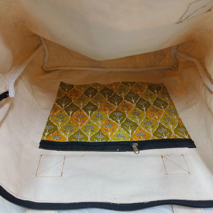 Shopper Tote Bag Yellowish green steam pattern