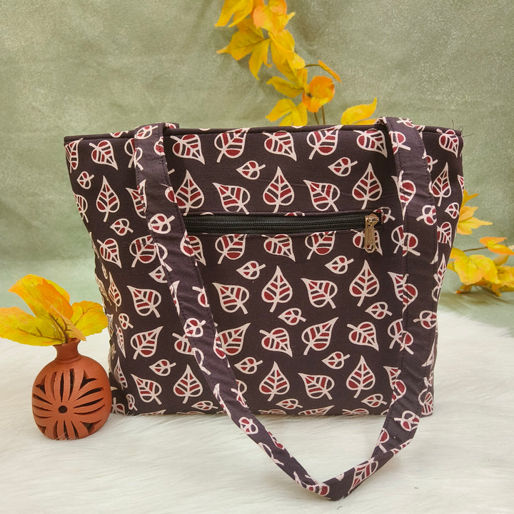 9Am to 5Pm tote brown with leaf print