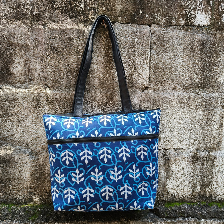 Tote with Bottle Holder blue with white leaf print