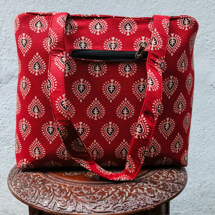 9Am to 5Pm tote bag Red kundan design