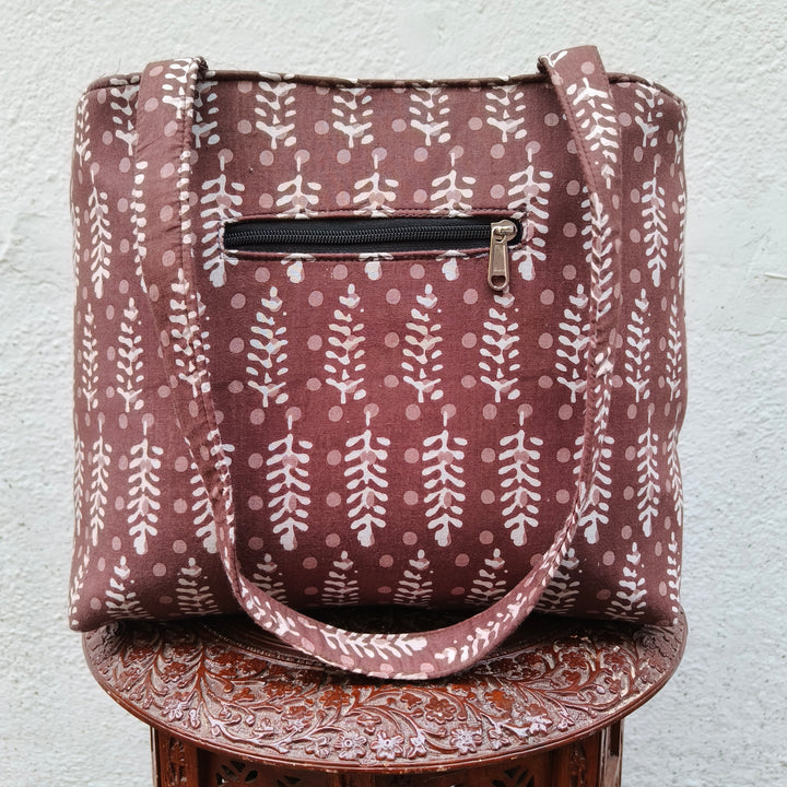 9Am to 5Pm tote brown with leaf print
